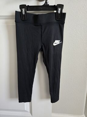 Nike Size 4T Kids Black Logo Leggings